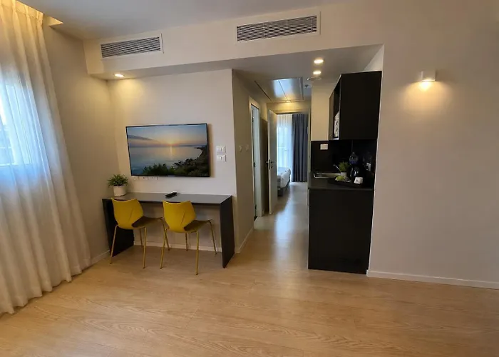 Abratel Suites Hotel